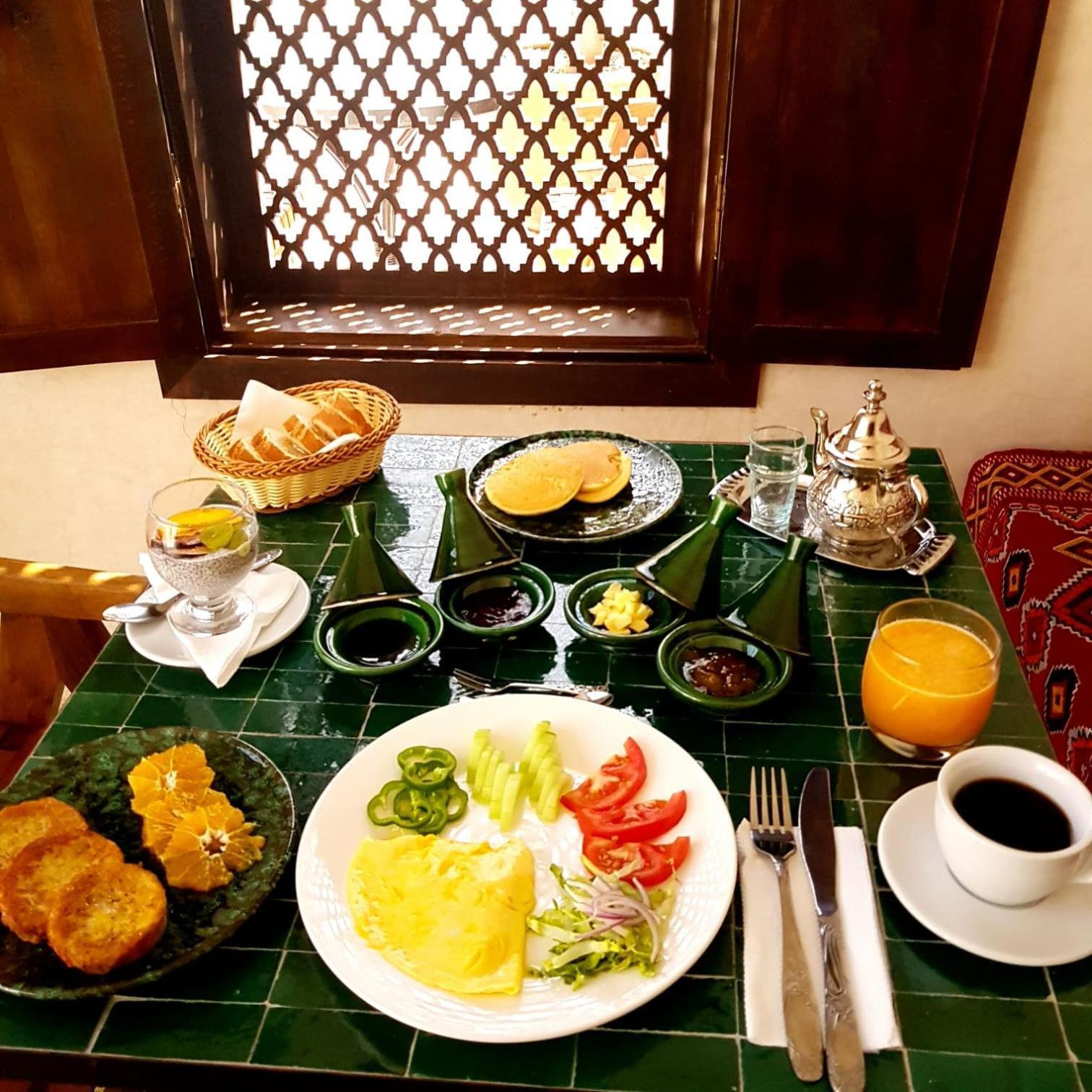 ホテル Alrashid Marrakech マラケシュ エクステリア 写真